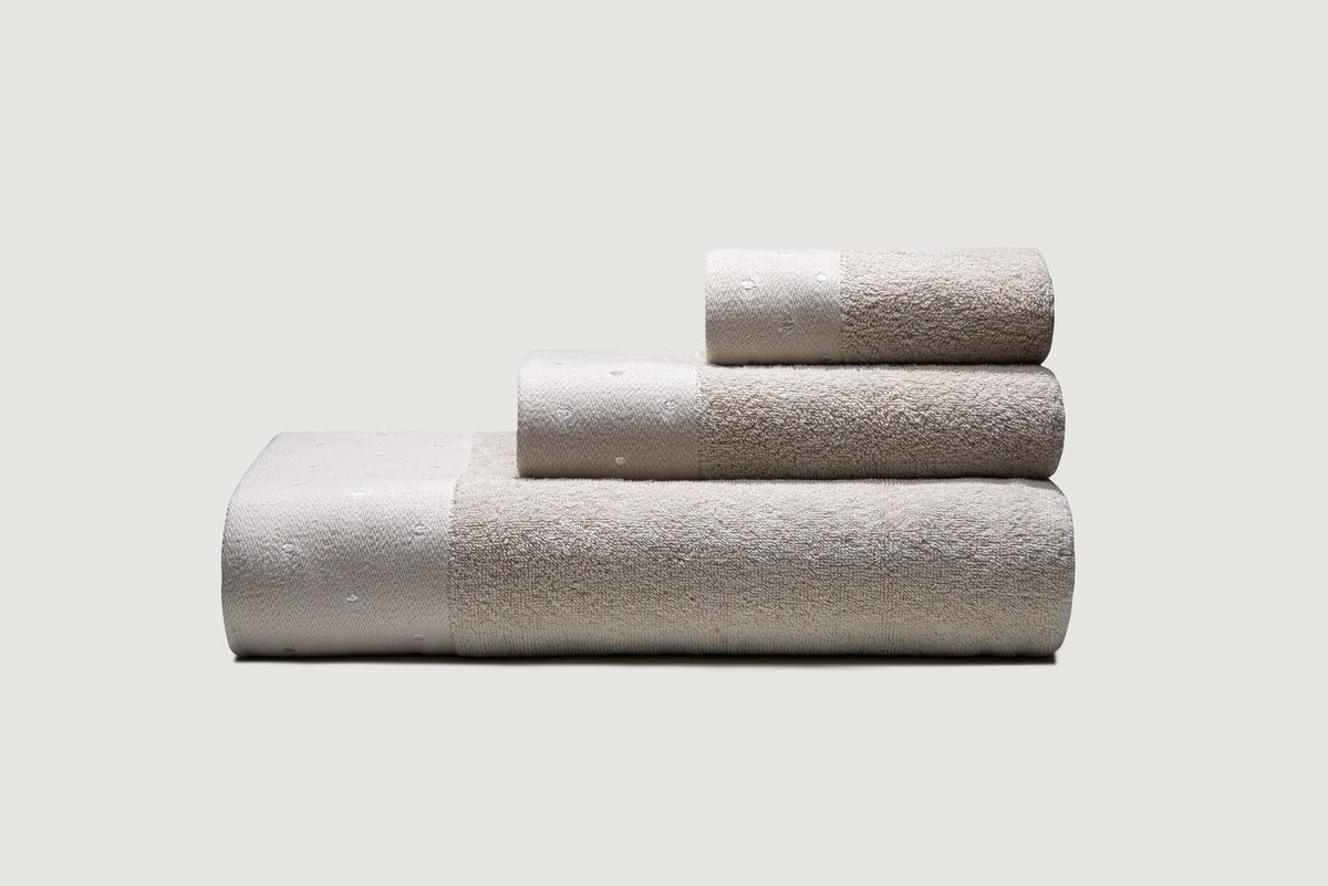 Buy Towels Online Dubai Sharjah Egyptian Cotton Towel Dubai