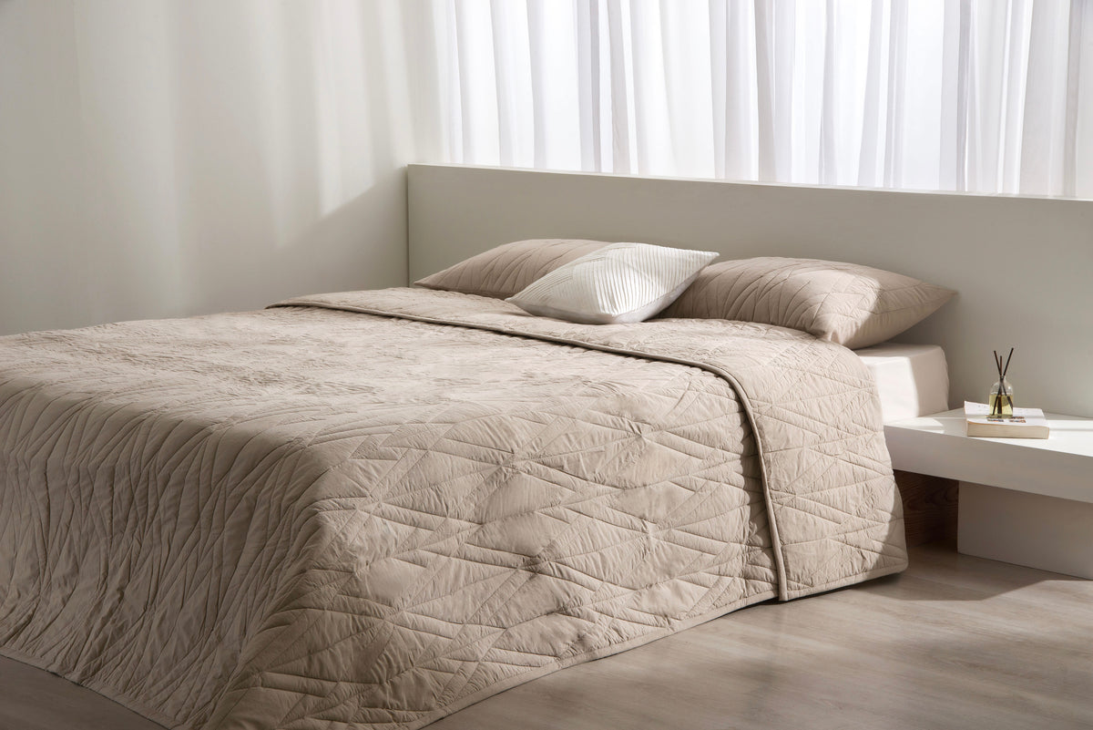 Buy Quilts Online UAE Buy Washed Cotton Quilt Set in Dubai Lilly UAE